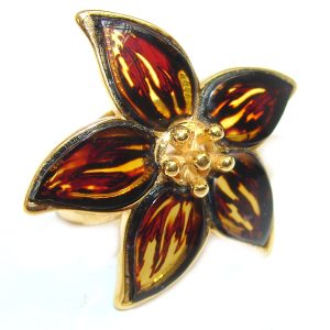 Beautiful Large Authentic carved FLOWER Baltic Amber .925 Sterling Silver handcrafted ring; s. 6 adjustable