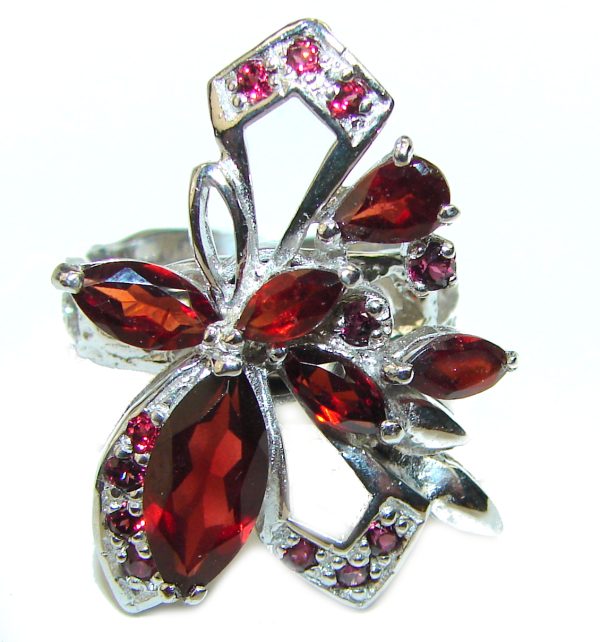 Floral design Garnet .925 Sterling Silver handmade Ring size 8