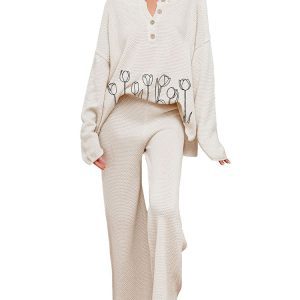 Women's 2 Piece Sweatsuit Outfits Oversized Floral Button Knit Top Wide Leg Pants Loungewear Sweater Sets